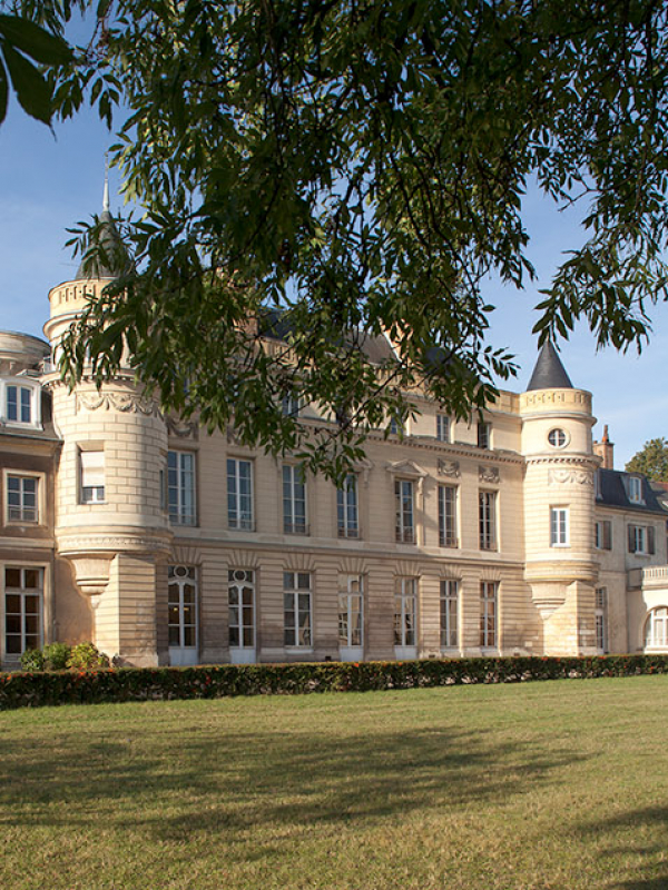 Ano em uma Escola Internacional em Paris