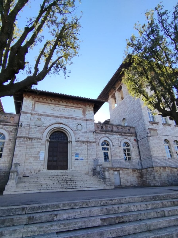 High School Exchange in an Italian Bilingual Boarding school