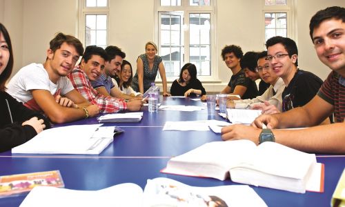 English school open to face to face classes - Nacel English School London