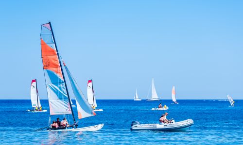 French Teen Summer Camp in Cannes - Watersports