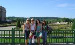 High School exchaange in boarding schools in france - visiting a castle with friends